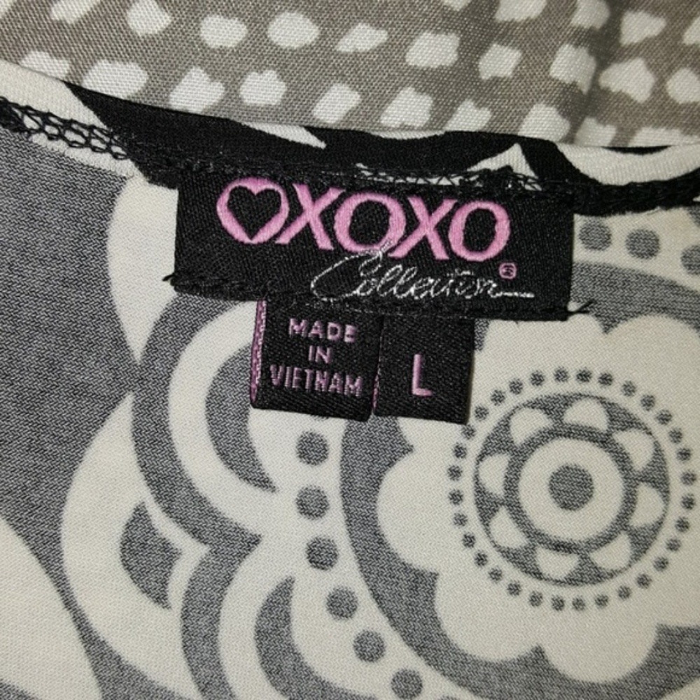 XOXO Collection Black and White Floral Dress - Picture 6 of 7